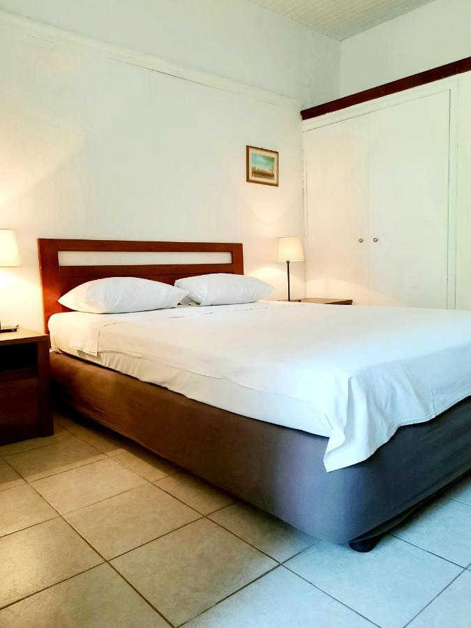 Apartment La Mirage Nea Fokea